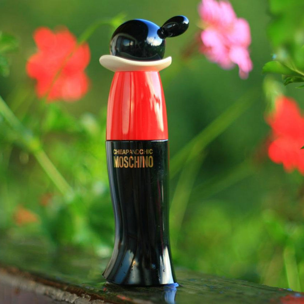 Perfume Moschino Olivia Cheap & Chic Chic Petals Moschino
