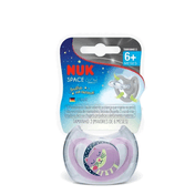 935188229---Chupeta-Brilha-no-Escuro-Space-Glow-Silicone-6m--Girl-Nuk_0001_Layer-2