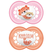 935276079---Kit-2-Chupetas-Bico-de-Silicone-Sayings-6m--Rosa---MAM_0003_Layer-1.png