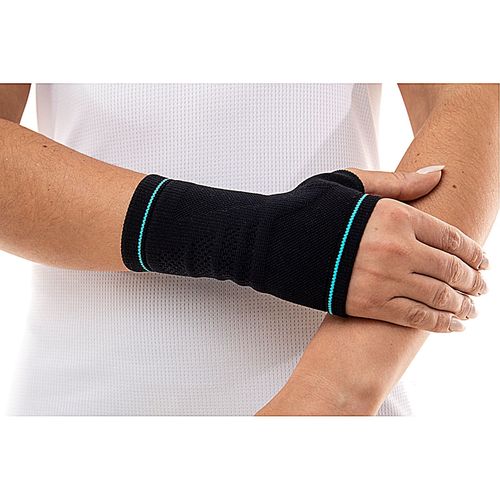 Munhequeira Elástica N1 Sport Preta com Azul Tam P - unidade Munhequeira Elástica N1 Sport Preta com Azul Tam P - unidade