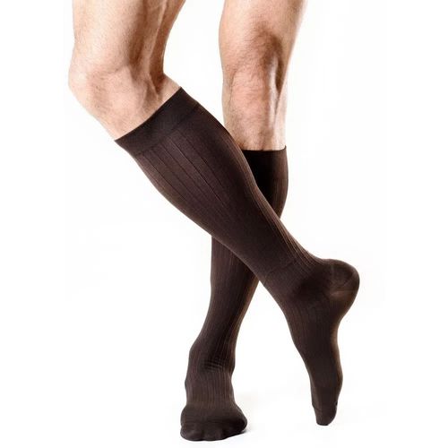 Meia 3/4 Masculina Actitud 15-20mmHg Fechada Marrom Tam G Meia 3/4 Masculina Actitud 15-20mmHg Fechada Marrom Tam G