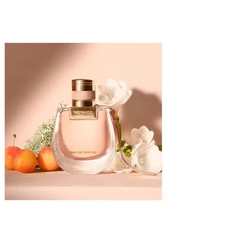 Perfume Chloé Nomade Feminino Eau de Parfum 75ml - Original - Selo Adipec e Nota Fiscal Perfume Chloé Nomade Feminino Eau de Parfum 75ml - Original - Selo Adipec e Nota Fiscal