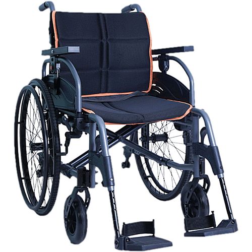 Cadeira De Rodas Alumínio Premium Max Até 150kg Assento 44cm Cadeira De Rodas Alumínio Premium Max Até 150kg Assento 44cm