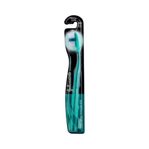 Kit com 3 Unidades de Escova Dental Johnson's Professional 30 Macia Kit com 3 Unidades de Escova Dental Johnson's Professional 30 Macia